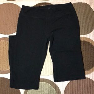 NY & Co black flare yoga pants Large tall